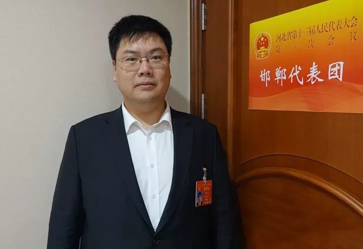 省人大代表、叢臺(tái)酒業(yè)總經(jīng)理李鵬亮：發(fā)展壯大河北品牌需“內(nèi)外皆修”